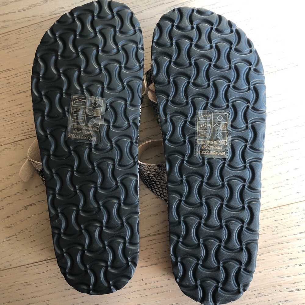 NIB Snakeskin Double Buckle Sandals - Picture 7 of 8